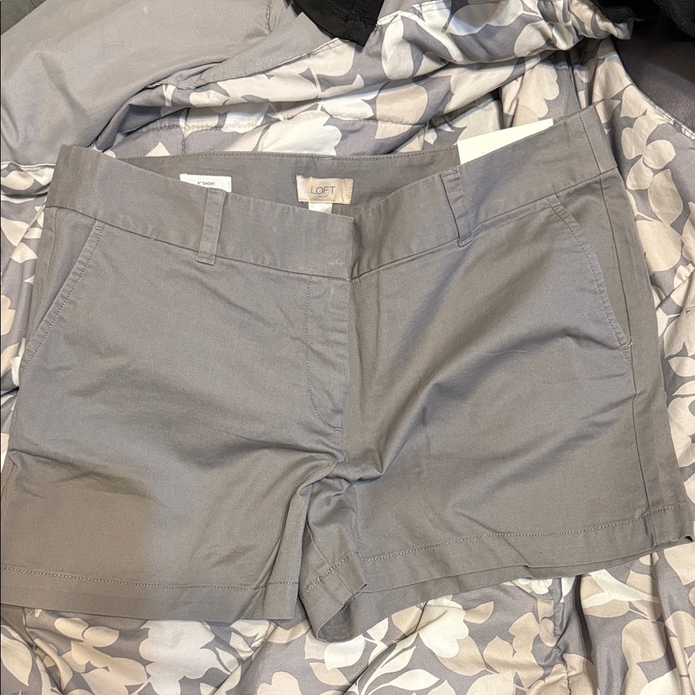LOFT Classic Gray Women's Bermudas